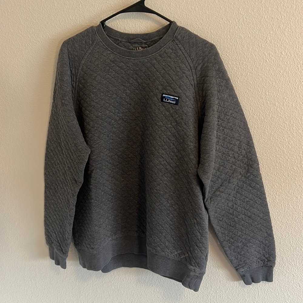 Grey LLBean crew neck size medium
